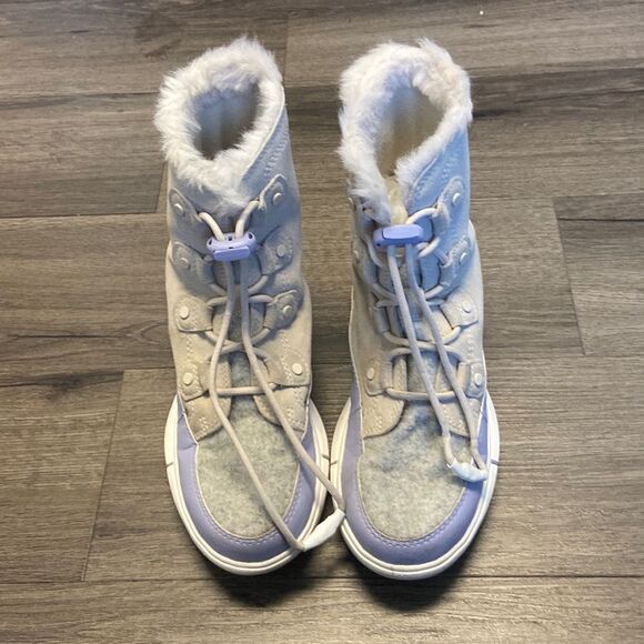 Sorel Kids' Explorer Waterproof Lace-up Boot In Natural/ Twilight - Picture 2 of 9